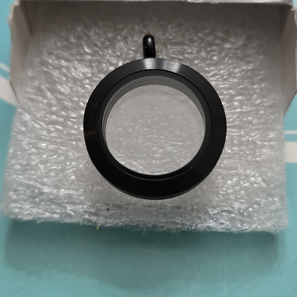 Origami Owl Medium Black Locket - Picture 2 of 3